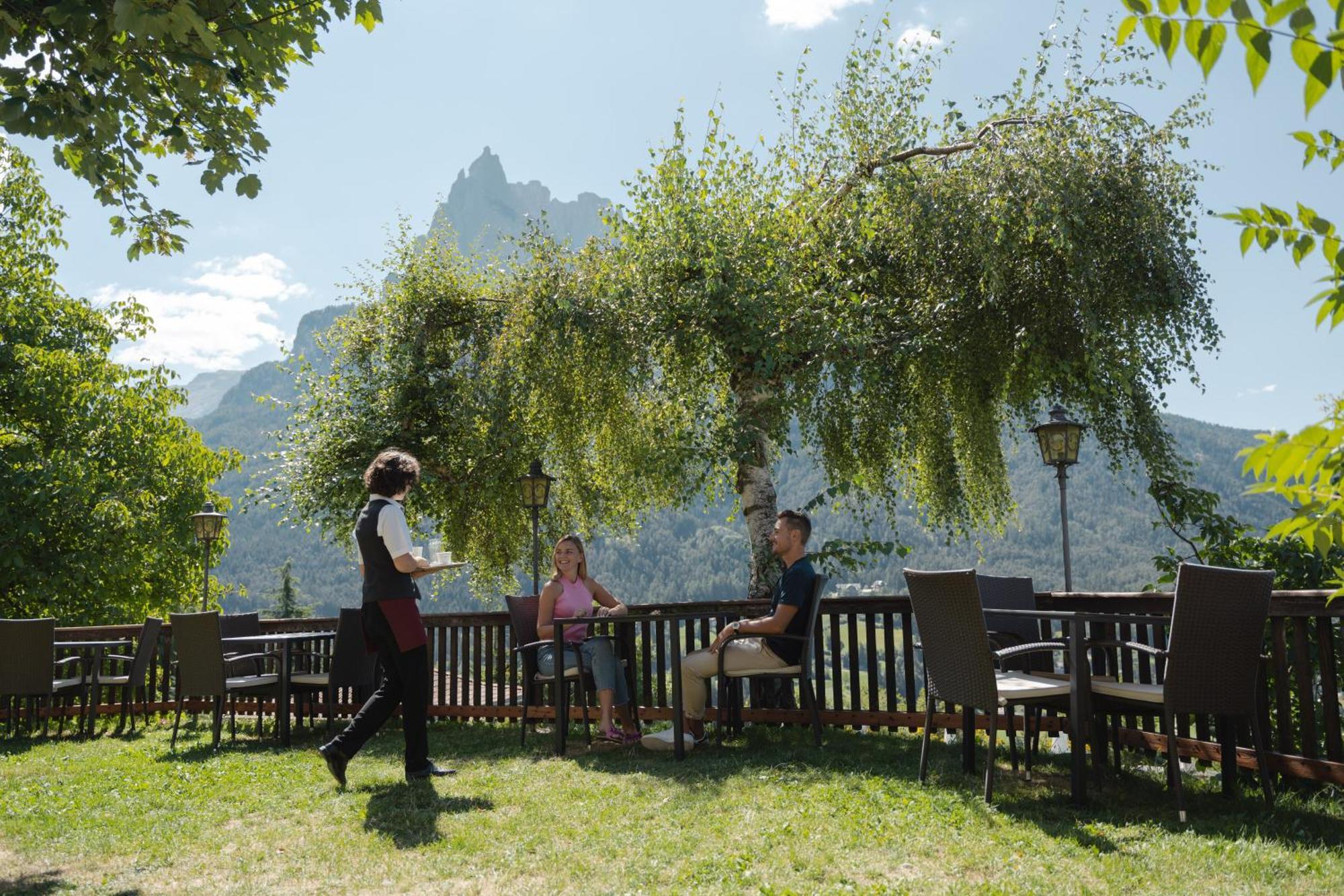 Mirabell Alpine Garden Resort & Spa سويسي المظهر الخارجي الصورة
